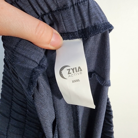 Zyia Active Size XXXL Dark Blue Pants Like New - Picture 7 of 7